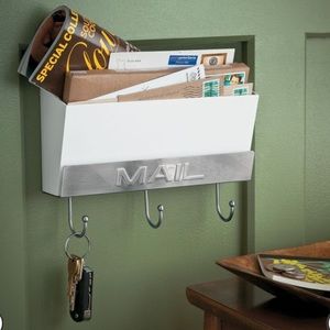 Mail Holder with Key Hooks, white & nickel NWT